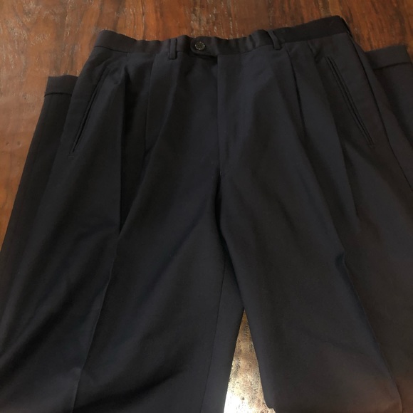 Ermenegildo Zegna Suit - Picture 4 of 5